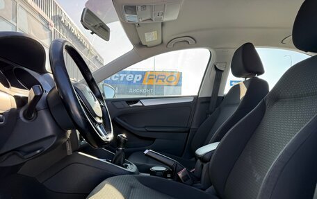 Volkswagen Jetta VI, 2017 год, 1 262 000 рублей, 12 фотография