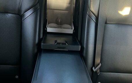 BMW 7 серия, 2011 год, 1 550 000 рублей, 8 фотография