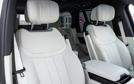 Land Rover Range Rover IV рестайлинг, 2025 год, 23 990 000 рублей, 14 фотография