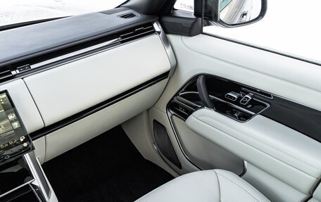Land Rover Range Rover IV рестайлинг, 2025 год, 23 990 000 рублей, 15 фотография