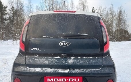 KIA Soul II рестайлинг, 2018 год, 1 300 000 рублей, 3 фотография