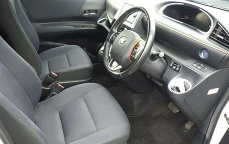 Toyota Sienta II, 2017 год, 1 780 000 рублей, 9 фотография