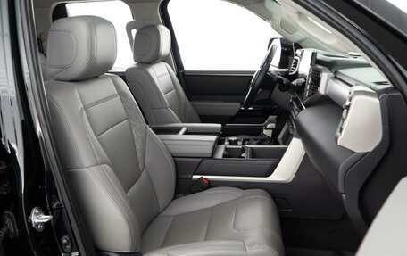 Toyota Tundra, 2022 год, 7 777 077 рублей, 7 фотография