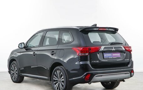 Mitsubishi Outlander III рестайлинг 3, 2022 год, 3 066 404 рублей, 2 фотография