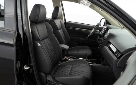 Mitsubishi Outlander III рестайлинг 3, 2022 год, 3 066 404 рублей, 8 фотография