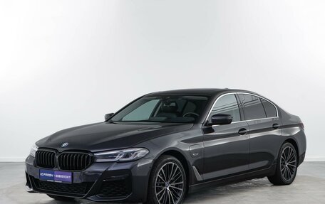 BMW 5 серия, 2022 год, 4 948 888 рублей, 5 фотография