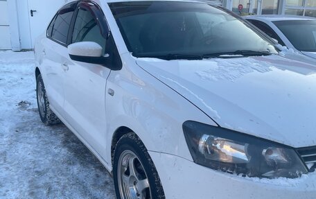 Volkswagen Polo VI (EU Market), 2012 год, 615 000 рублей, 2 фотография