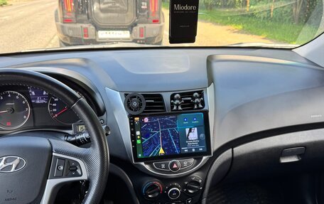 Hyundai Solaris II рестайлинг, 2013 год, 920 000 рублей, 7 фотография