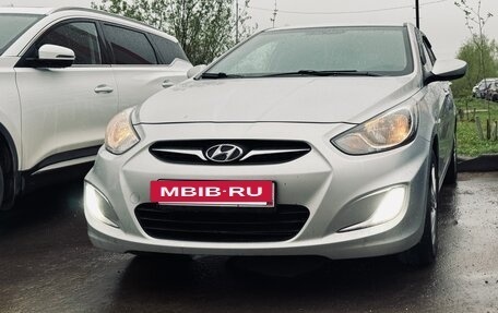 Hyundai Solaris II рестайлинг, 2013 год, 920 000 рублей, 3 фотография