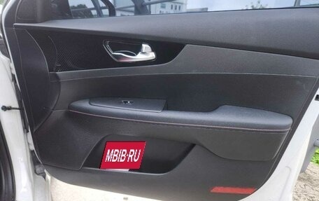 KIA K3, 2021 год, 3 250 000 рублей, 15 фотография