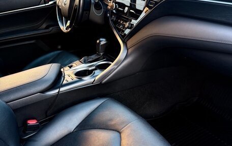 Toyota Camry, 2022 год, 3 750 000 рублей, 12 фотография