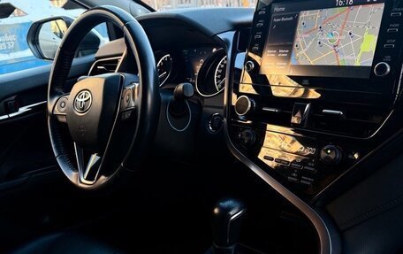 Toyota Camry, 2022 год, 3 750 000 рублей, 11 фотография