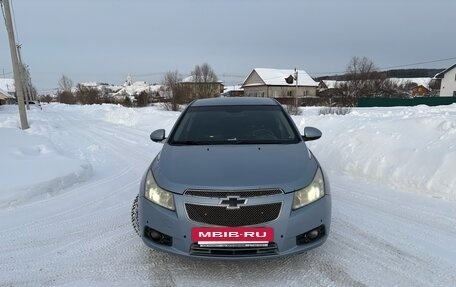 Chevrolet Cruze II, 2011 год, 500 000 рублей, 2 фотография