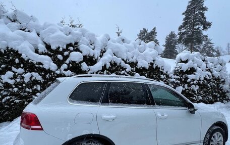 Volkswagen Touareg III, 2012 год, 1 750 000 рублей, 3 фотография