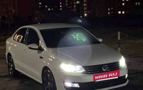 Volkswagen Polo VI (EU Market), 2018 год, 1 360 000 рублей, 2 фотография