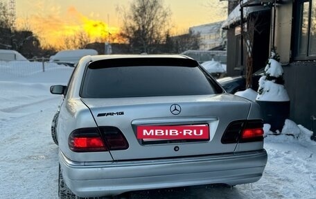 Mercedes-Benz E-Класс, 1998 год, 395 000 рублей, 3 фотография