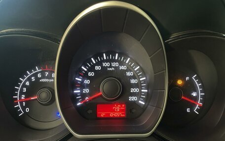 KIA Rio III рестайлинг, 2015 год, 980 000 рублей, 19 фотография