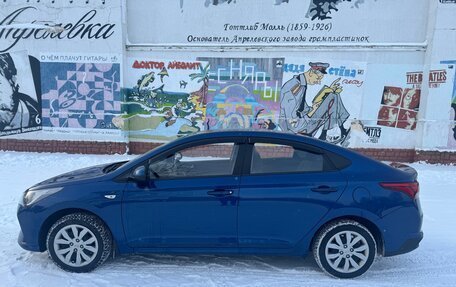 Hyundai Solaris II рестайлинг, 2022 год, 1 630 000 рублей, 7 фотография