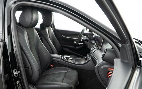 Mercedes-Benz E-Класс, 2019 год, 3 637 077 рублей, 8 фотография