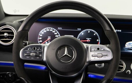 Mercedes-Benz E-Класс, 2019 год, 3 637 077 рублей, 16 фотография