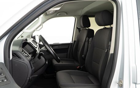 Volkswagen Multivan T6 рестайлинг, 2018 год, 3 389 077 рублей, 9 фотография