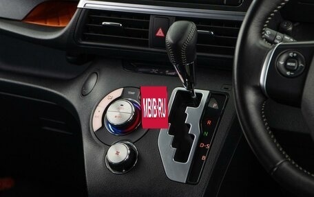 Toyota Sienta II, 2019 год, 1 538 055 рублей, 14 фотография