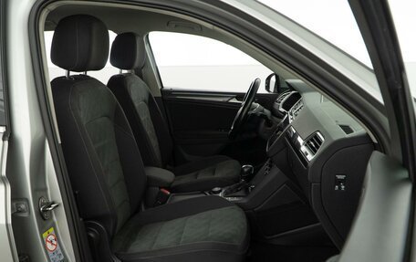 Volkswagen Tiguan II, 2018 год, 2 971 444 рублей, 8 фотография