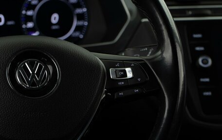 Volkswagen Tiguan II, 2018 год, 2 971 444 рублей, 13 фотография