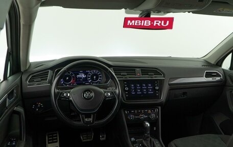 Volkswagen Tiguan II, 2018 год, 2 971 444 рублей, 6 фотография