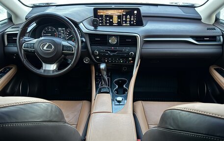 Lexus RX IV рестайлинг, 2019 год, 4 150 000 рублей, 12 фотография