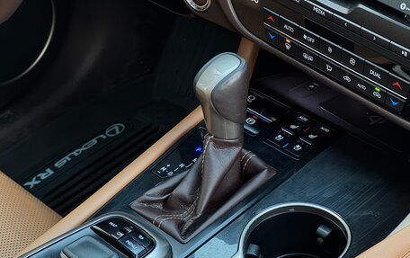 Lexus RX IV рестайлинг, 2019 год, 4 150 000 рублей, 22 фотография