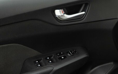 Hyundai Solaris II рестайлинг, 2018 год, 1 368 444 рублей, 17 фотография