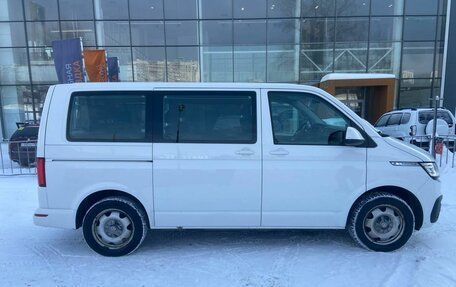 Volkswagen Caravelle T6 рестайлинг, 2020 год, 4 400 000 рублей, 3 фотография