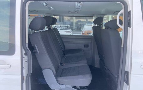 Volkswagen Caravelle T6 рестайлинг, 2020 год, 4 400 000 рублей, 15 фотография