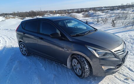 Hyundai Solaris II рестайлинг, 2014 год, 870 000 рублей, 5 фотография