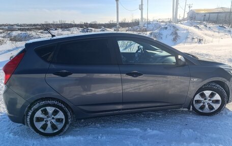 Hyundai Solaris II рестайлинг, 2014 год, 870 000 рублей, 6 фотография