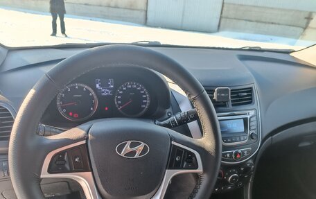 Hyundai Solaris II рестайлинг, 2014 год, 870 000 рублей, 13 фотография