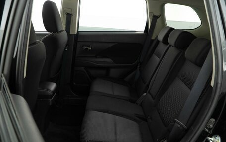 Mitsubishi Outlander III рестайлинг 3, 2019 год, 2 293 055 рублей, 9 фотография