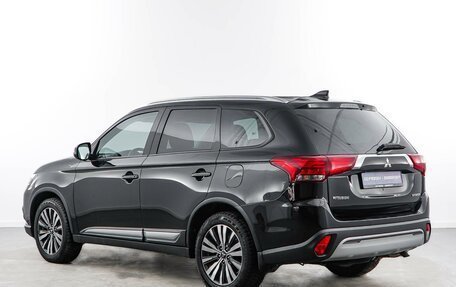 Mitsubishi Outlander III рестайлинг 3, 2019 год, 2 293 055 рублей, 2 фотография