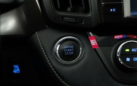 Toyota RAV4, 2018 год, 2 559 050 рублей, 20 фотография