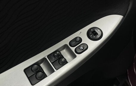 Hyundai Solaris II рестайлинг, 2011 год, 670 000 рублей, 15 фотография