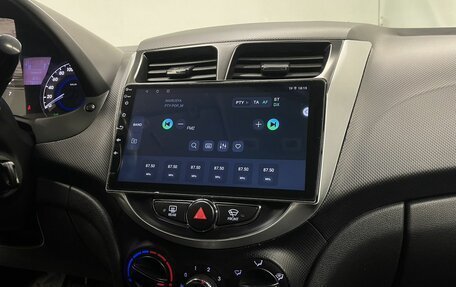 Hyundai Solaris II рестайлинг, 2011 год, 670 000 рублей, 17 фотография