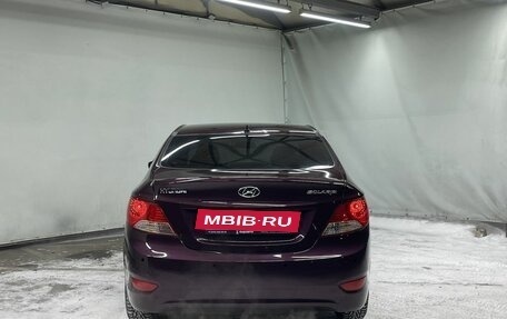 Hyundai Solaris II рестайлинг, 2011 год, 670 000 рублей, 6 фотография