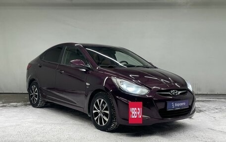 Hyundai Solaris II рестайлинг, 2011 год, 670 000 рублей, 2 фотография