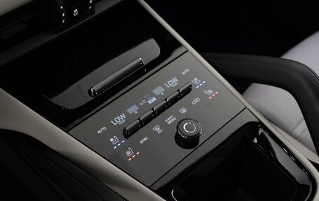 Porsche Cayenne III, 2023 год, 12 468 888 рублей, 21 фотография