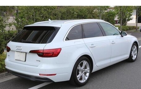 Audi A4, 2016 год, 1 690 555 рублей, 6 фотография
