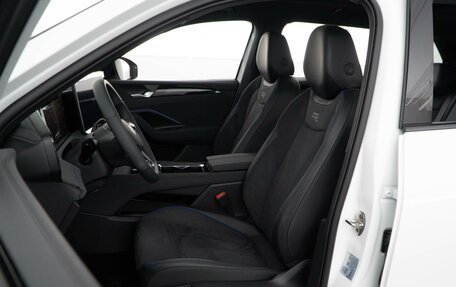 Volkswagen Tiguan, 2025 год, 4 998 888 рублей, 10 фотография