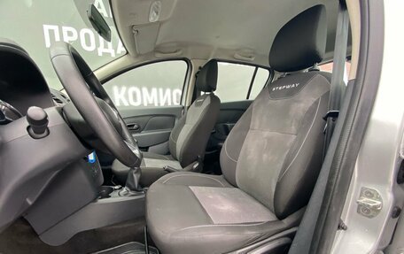 Renault Sandero II рестайлинг, 2019 год, 859 000 рублей, 10 фотография