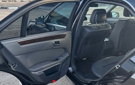 Mercedes-Benz E-Класс, 2012 год, 1 600 000 рублей, 8 фотография