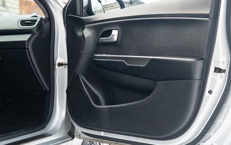 KIA Rio III рестайлинг, 2015 год, 770 000 рублей, 19 фотография